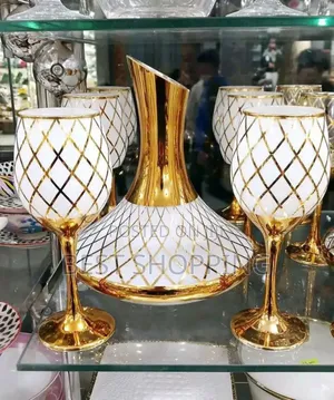 Photo - Luxurious Glassware 7 Pc የወይን ብርጭቆ ሴት