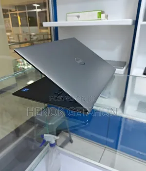 New Laptop Dell Precision 5550 20GB Intel Core I7 SSD 1T