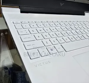 New Laptop HP Victus 16 16GB AMD Ryzen 7 SSD 1T