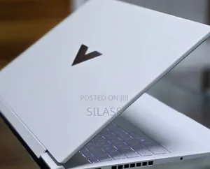 New Laptop HP Victus 16 16GB AMD Ryzen 7 SSD 1T