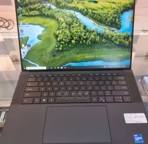 Photo - New Laptop Dell 16GB Intel Core I7 SSD 512GB