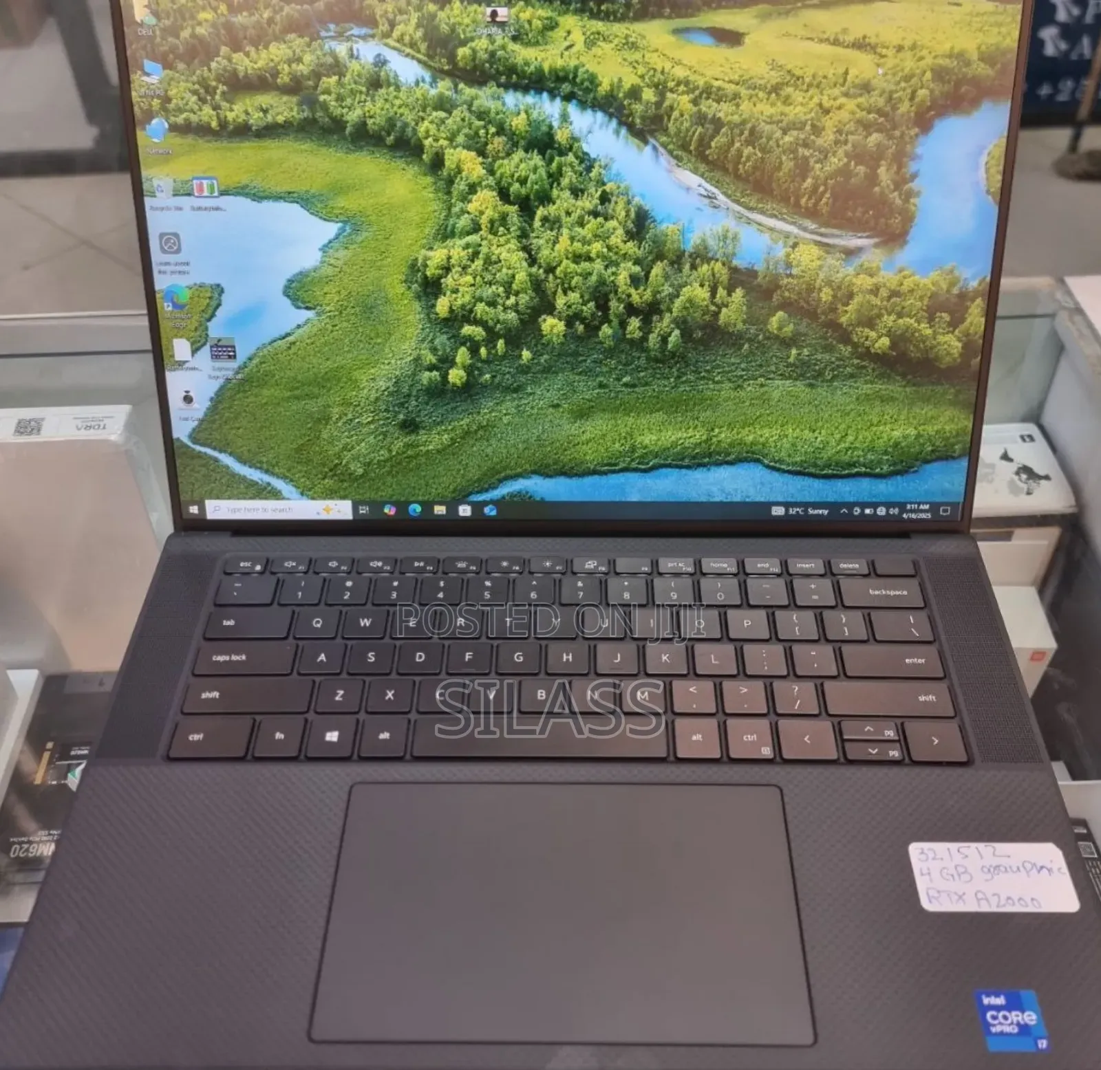 New Laptop Dell 16GB Intel Core I7 SSD 512GB