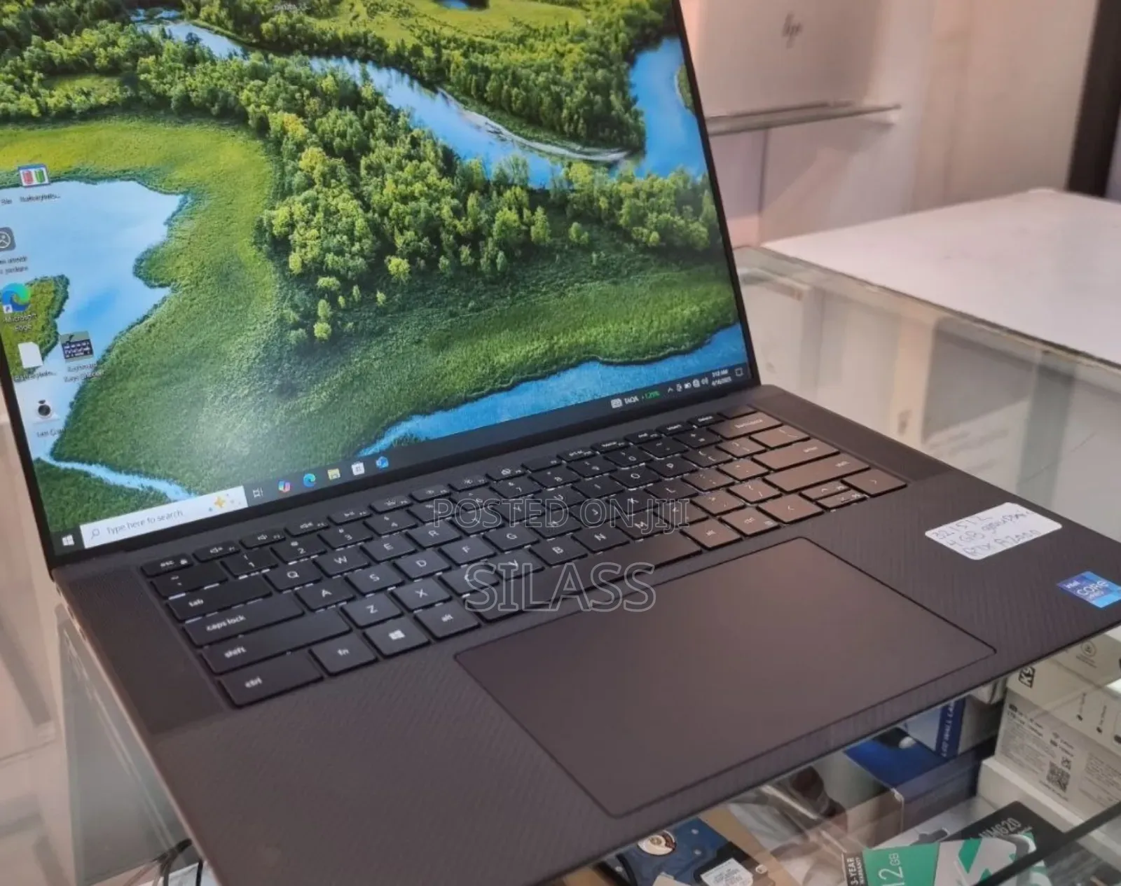 New Laptop Dell 16GB Intel Core I7 SSD 512GB