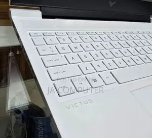 New Laptop HP Victus 16 16GB AMD Ryzen 7 SSD 1T