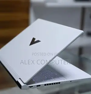 New Laptop HP Victus 16 16GB AMD Ryzen 7 SSD 1T