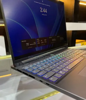 New Laptop Lenovo Lrgion 7i 16GB Intel Core I7 SSD 512GB
