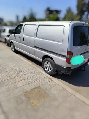 Toyota HiAce 2008 Silver