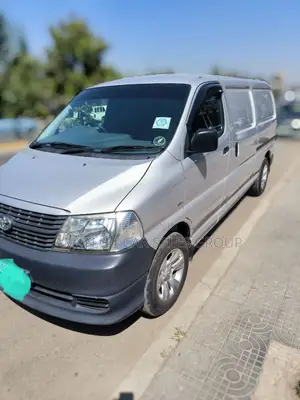 Toyota HiAce 2008 Silver