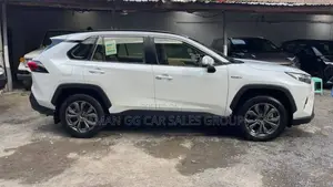 New Toyota RAV4 2024 White