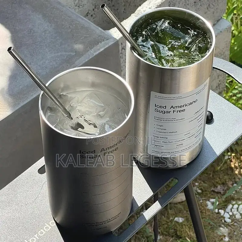 Drinking Jar With Straw