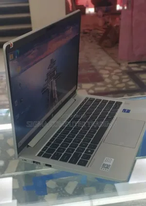 Photo - New Laptop HP ProBook 440 G10 16GB Intel Core I7 SSD 512GB