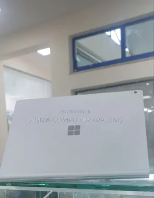 New Laptop Microsoft Surface Book 3 16GB Intel Core I7 SSD 256GB