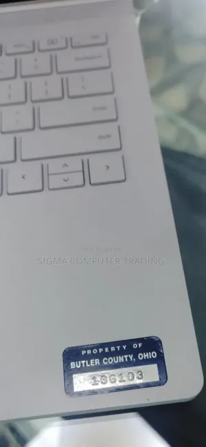 New Laptop Microsoft Surface Book 3 16GB Intel Core I7 SSD 256GB