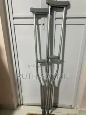 Photo - Crutches32crutches90crutches77crutches31crutches32crutches