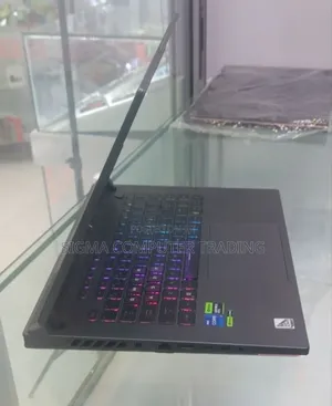New Laptop Asus ROG Strix G15 16GB Intel Core I7 SSD 1T