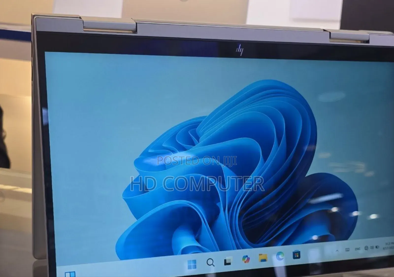 New Laptop HP Envy X360 16GB Intel Core I7 SSD 1T