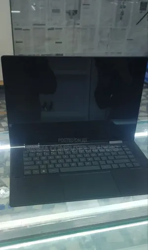 New Laptop HP Envy X360 8GB AMD Ryzen 7 SSD 512GB