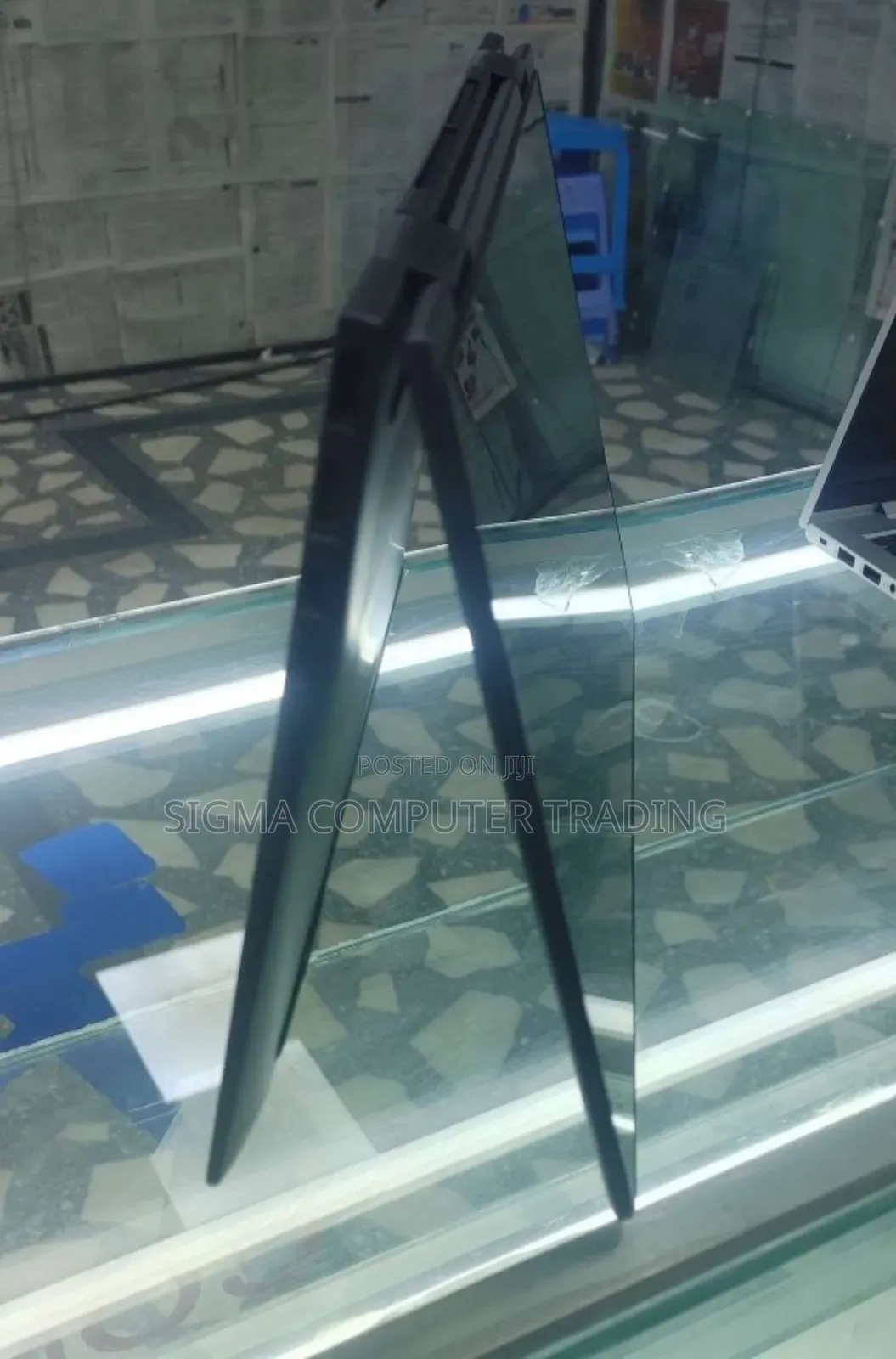 New Laptop HP Envy X360 8GB AMD Ryzen 7 SSD 512GB