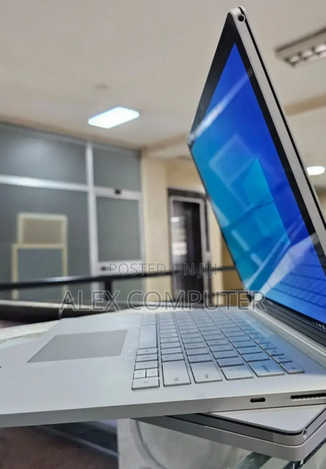 New Laptop Microsoft Surface Book 3 16GB Intel Core I7 SSD 256GB