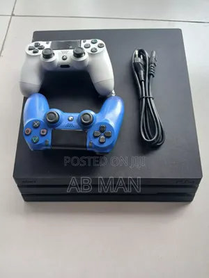 Photo - Playstation 4 Pro