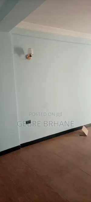 4bdrm Apartment in Apartment, Yeka for rent