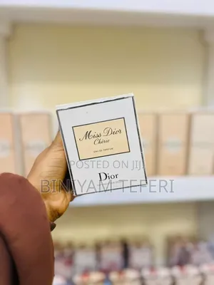 Photo - Miss Dior Cherie