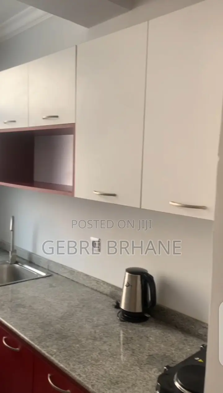 Furnished 1bdrm Apartment in Apartment, Yeka for rent