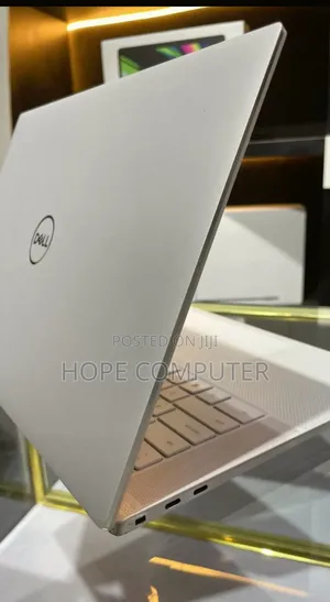 New Laptop Dell XPS 15 16GB Intel Core I7 SSD 1T