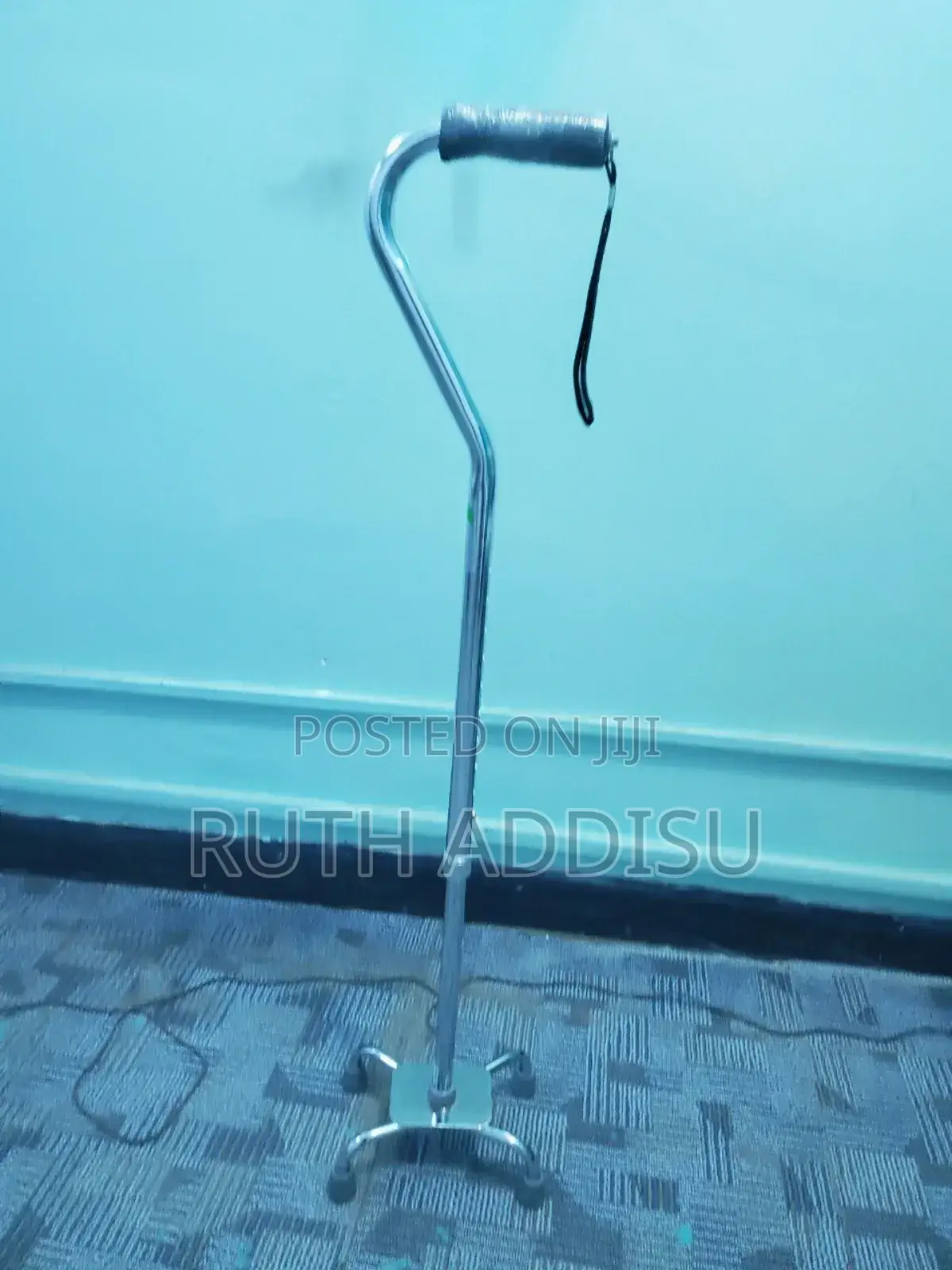 Four Leg Cane ባለ አራት እግር ከዘራ ጠንካራ Almunium Cane የአዋቂ ከወራ
