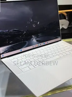 Photo - New Laptop Dell XPS 15 9510 16GB Intel Core I7 SSD 1T