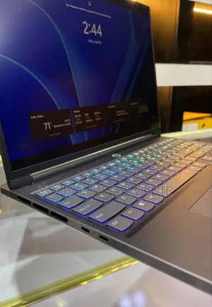 New Laptop Lenovo Lrgion 7i 16GB Intel Core I7 SSD 512GB