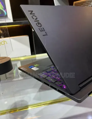 New Laptop Lenovo Lrgion 7i 16GB Intel Core I7 SSD 512GB