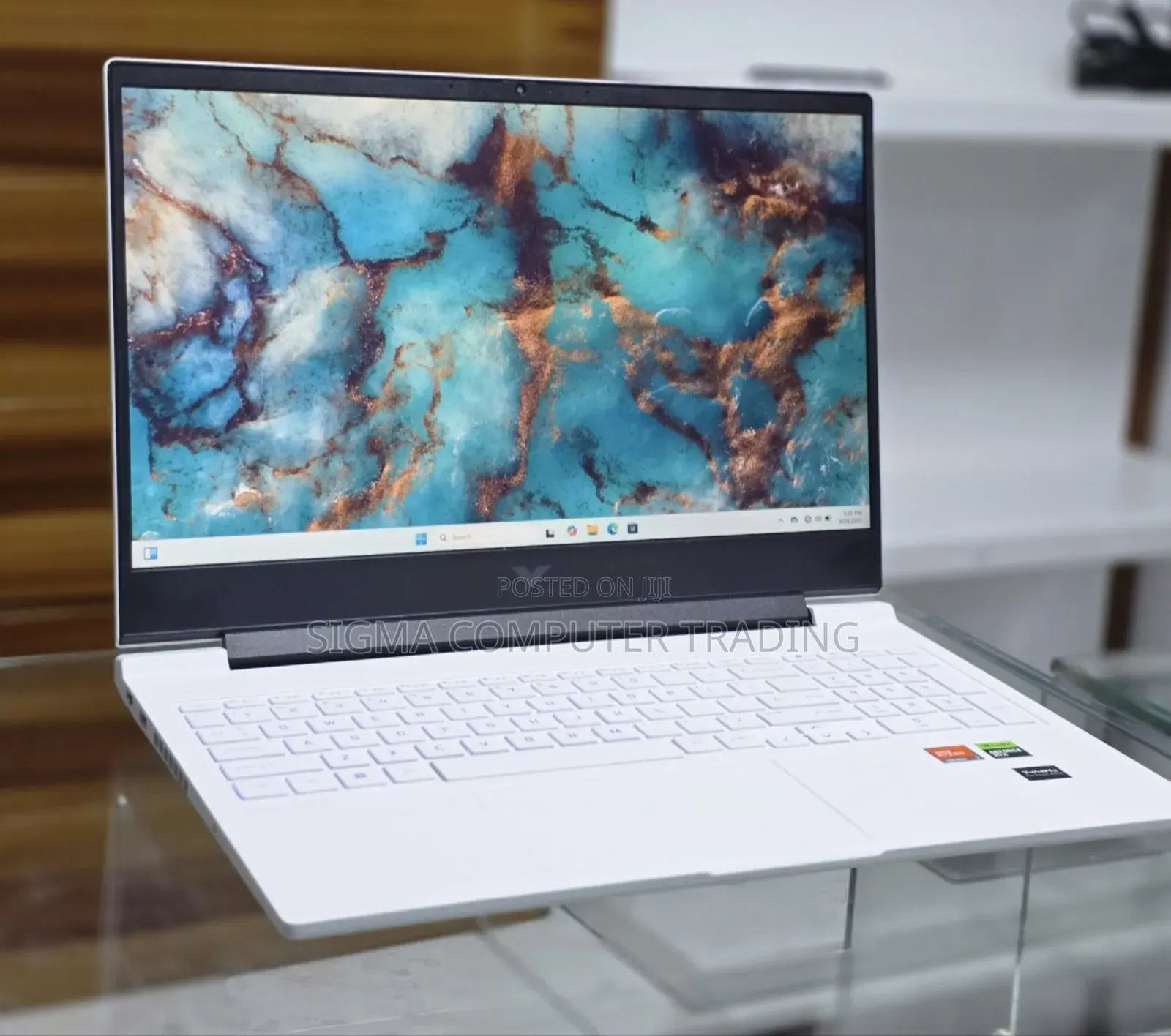 New Laptop HP Victus 16 16GB AMD Ryzen 7 SSD 1T