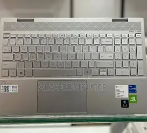 New Laptop HP Envy X360 16GB Intel Core I7 SSD 512GB