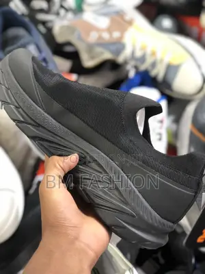 Goupu Running Sneakers