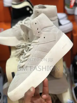 Quality Sneakers Samples