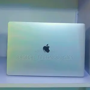 New Laptop Apple MacBook Pro 2017 16GB Intel Core I7 SSD 256GB