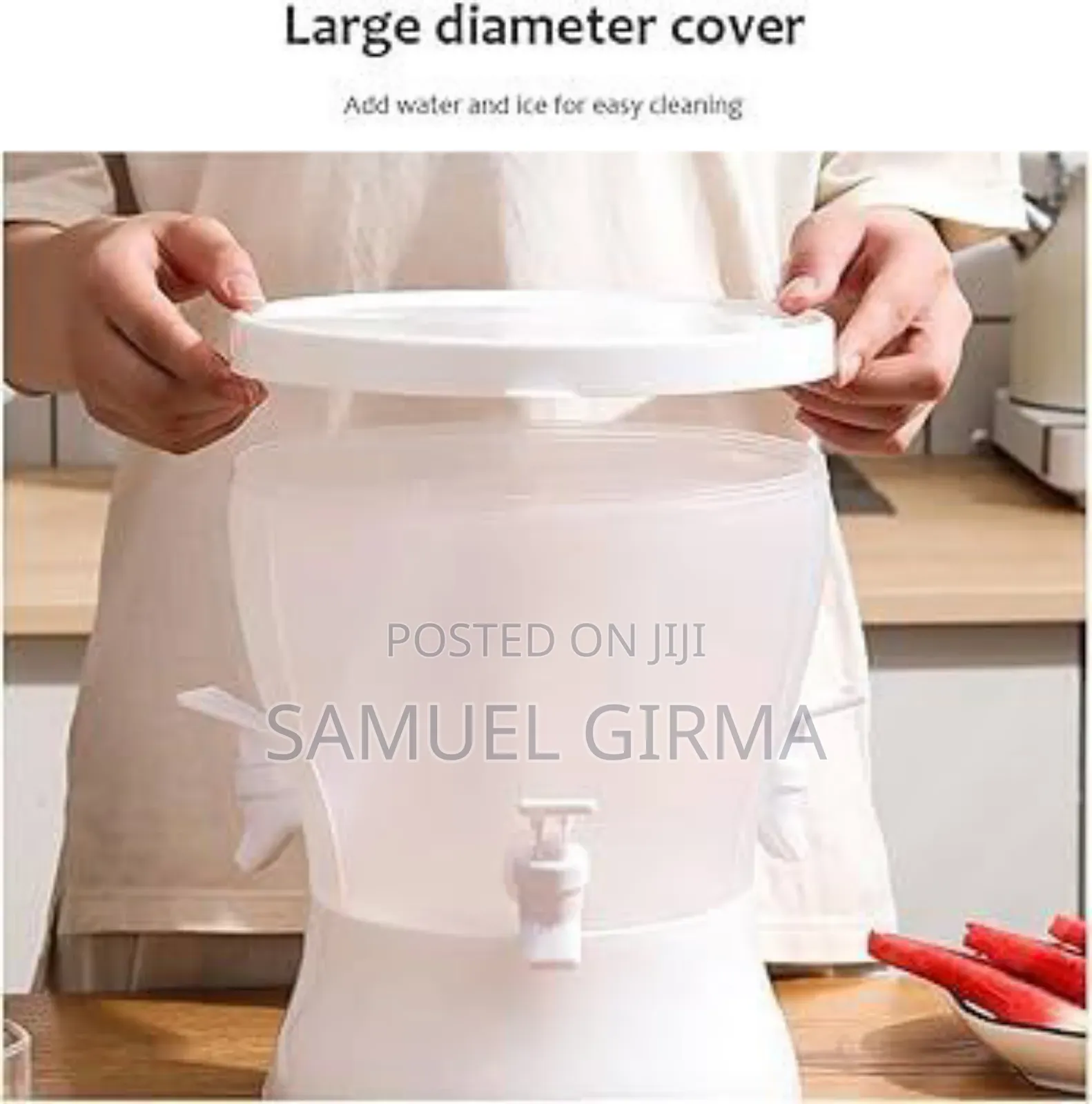 የፈሳሽ መጠጦች ማቅረቢያ 3 የተለያዩ መጠጦች በአንድ ላይ