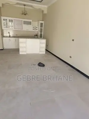 5bdrm Apartment in Apartment, Yeka for rent