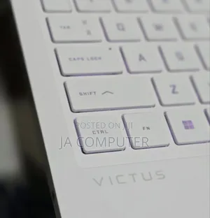New Laptop HP Victus 16 16GB AMD Ryzen 7 SSD 1T