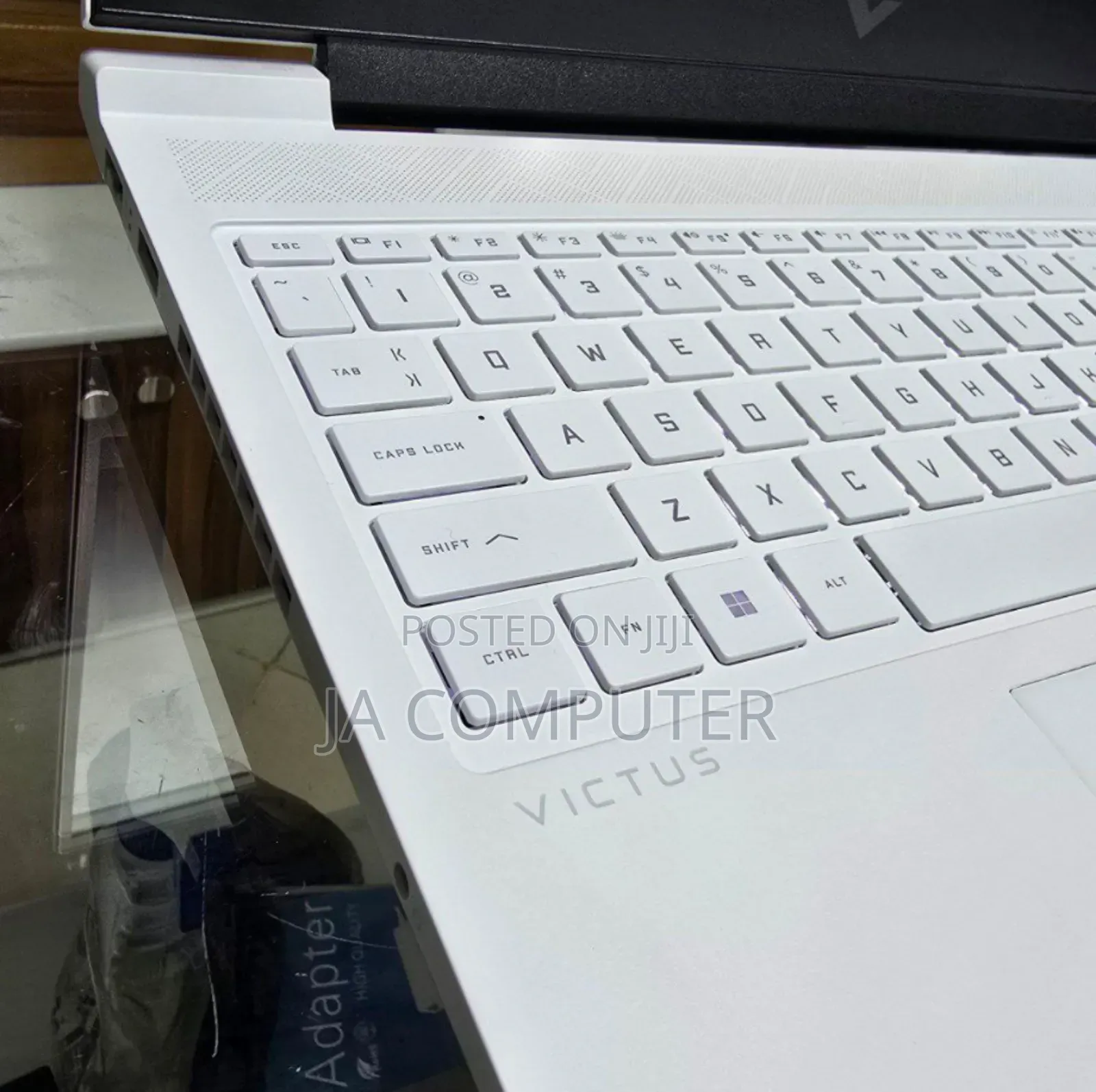 New Laptop HP Victus 16 16GB AMD Ryzen 7 SSD 1T