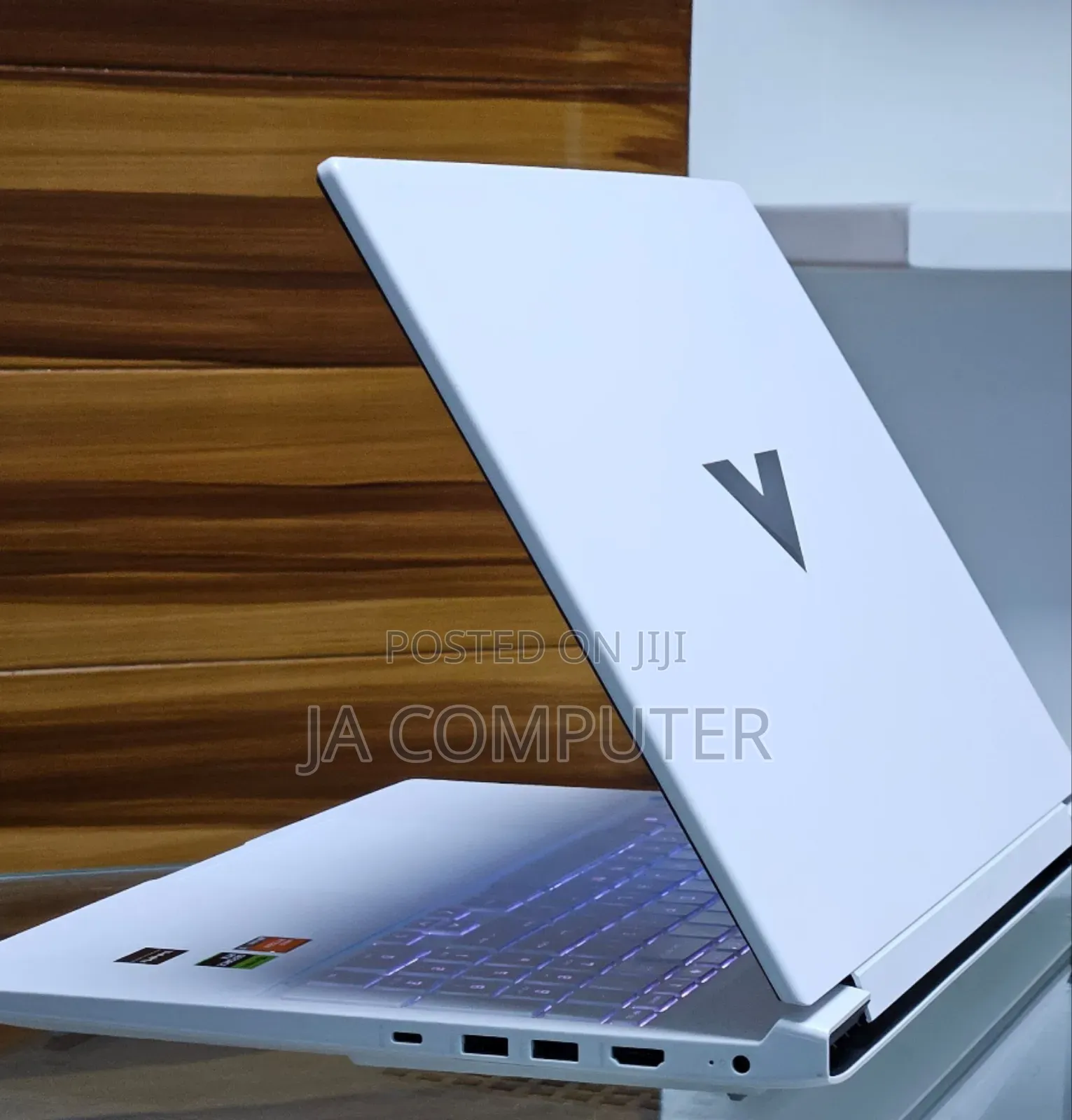 New Laptop HP Victus 16 16GB AMD Ryzen 7 SSD 1T