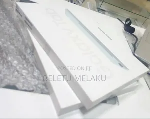 Photo - New Samsung Galaxy Tab S9 FE 128 GB Black