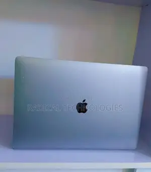 New Laptop Apple MacBook Pro 2017 16GB Intel Core I7 SSD 512GB