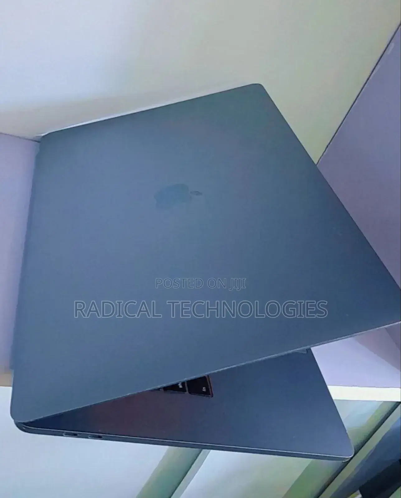 New Laptop Apple MacBook Pro 2017 16GB Intel Core I7 SSD 512GB