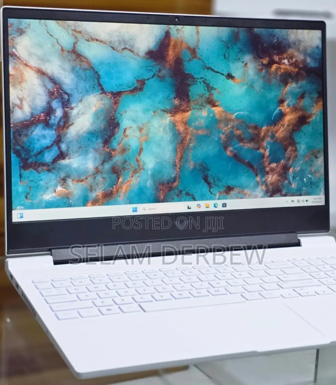 New Laptop HP Victus 15 16GB AMD Ryzen 7 SSD 1T