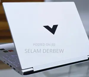 New Laptop HP Victus 15 16GB AMD Ryzen 7 SSD 1T