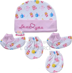 Photo - 3 Set Newborn Baby Hat,Gloves, Socks Set