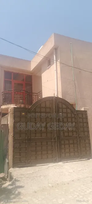 Furnished 5bdrm Duplex in Akaky Kaliti for sale