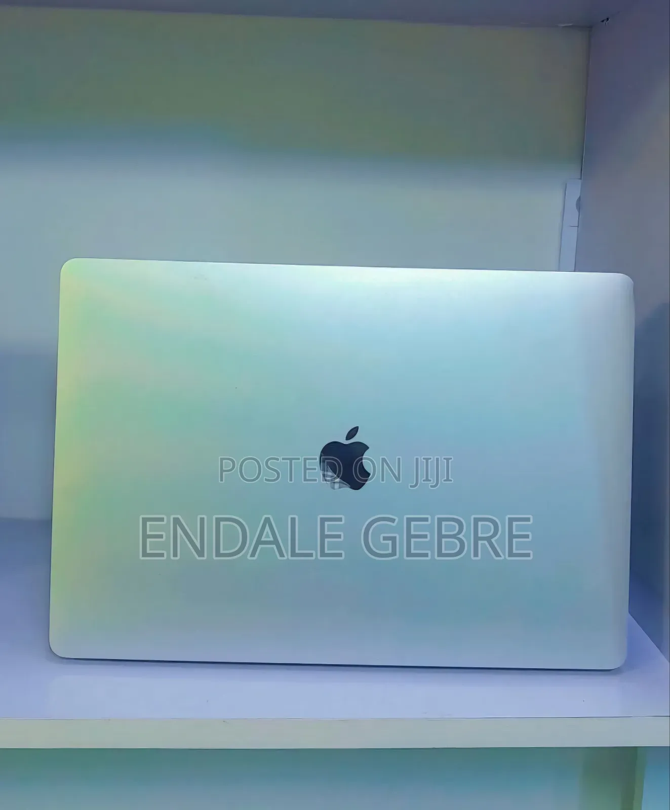 New Laptop Apple MacBook Pro 2017 16GB Intel Core I7 SSD 256GB